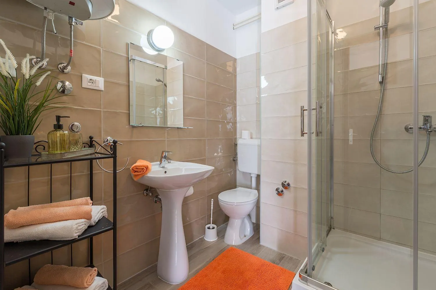 Charmantes Anwesen Mit Privatpool, Grossem Garten, Tischtennis, Badmintonplatz, Bbq, Outdoor-Kueche Tinjan